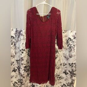 Elegant Lace Burgundy Dress